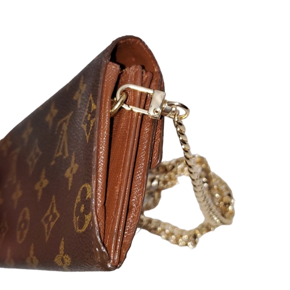 LOUIS VUITTON SARAH WALLET - Picture 4 of 11